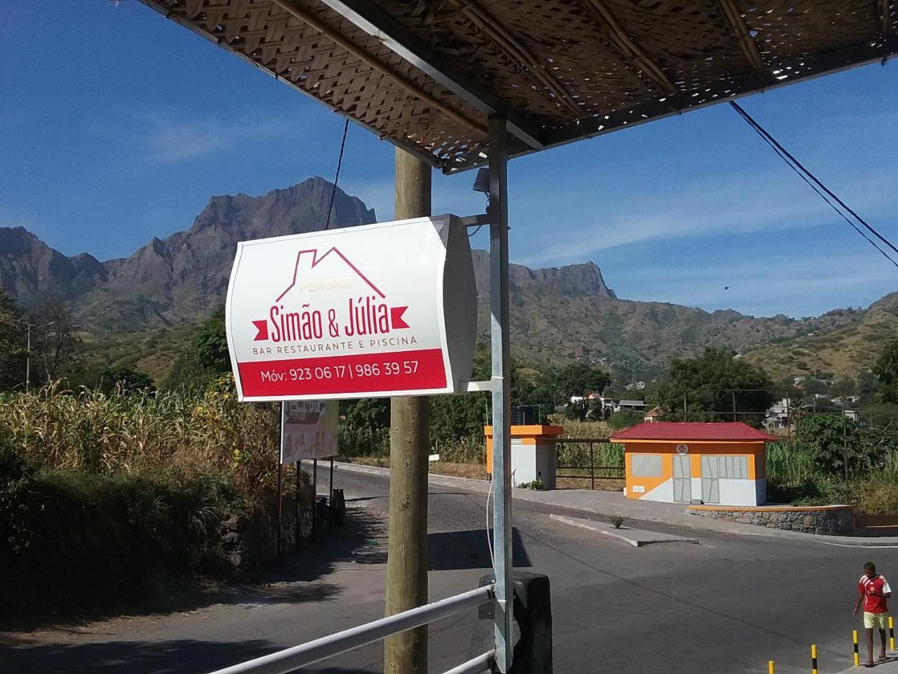 Bed and Breakfast Pensao Simao & Julia Orgaos Exterior foto